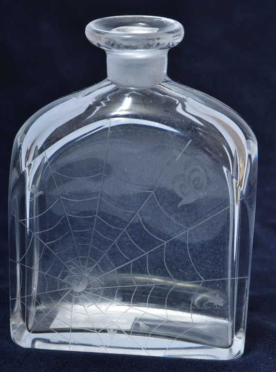 Stikla karafe ''Zirnekļa tīkls''