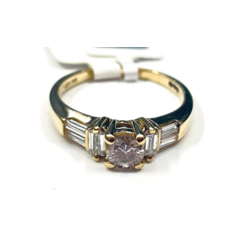 Gold ring with brillant, diamonds