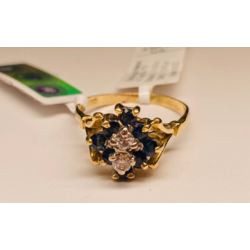 Gold ring with brillants, sapphires