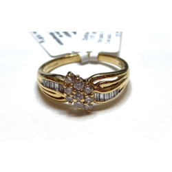 Золотое кольцо с бриллиантами, алмазами