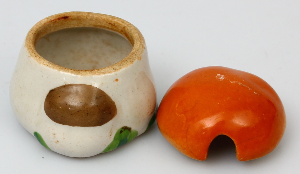 Porcelain spice bowl 