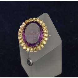 Biedermeier style gold brooch with artificial amethyst