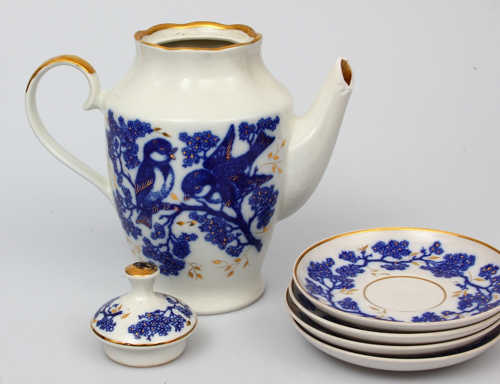 Coffee and tea porcelain set