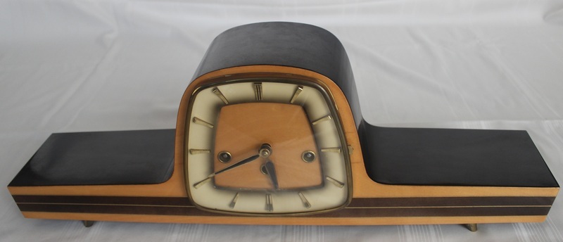 Art Deco stila galda / kamīna pulkstenis