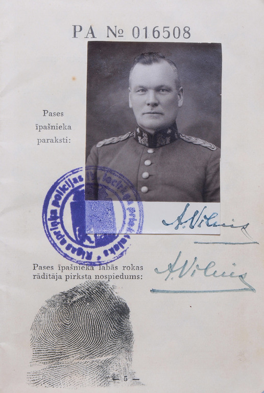 Паспорт Латвийской Республики