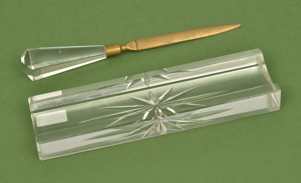 Crystal tray with paper knife