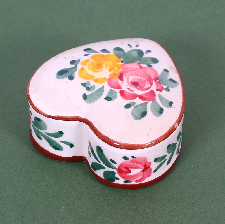 Painted porcelain chest with lid