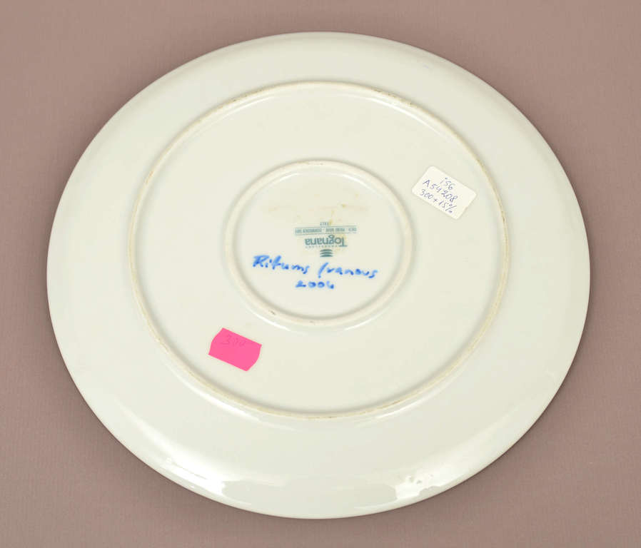 Porcelain plate ''Girl''