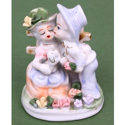 Porcelain figure 