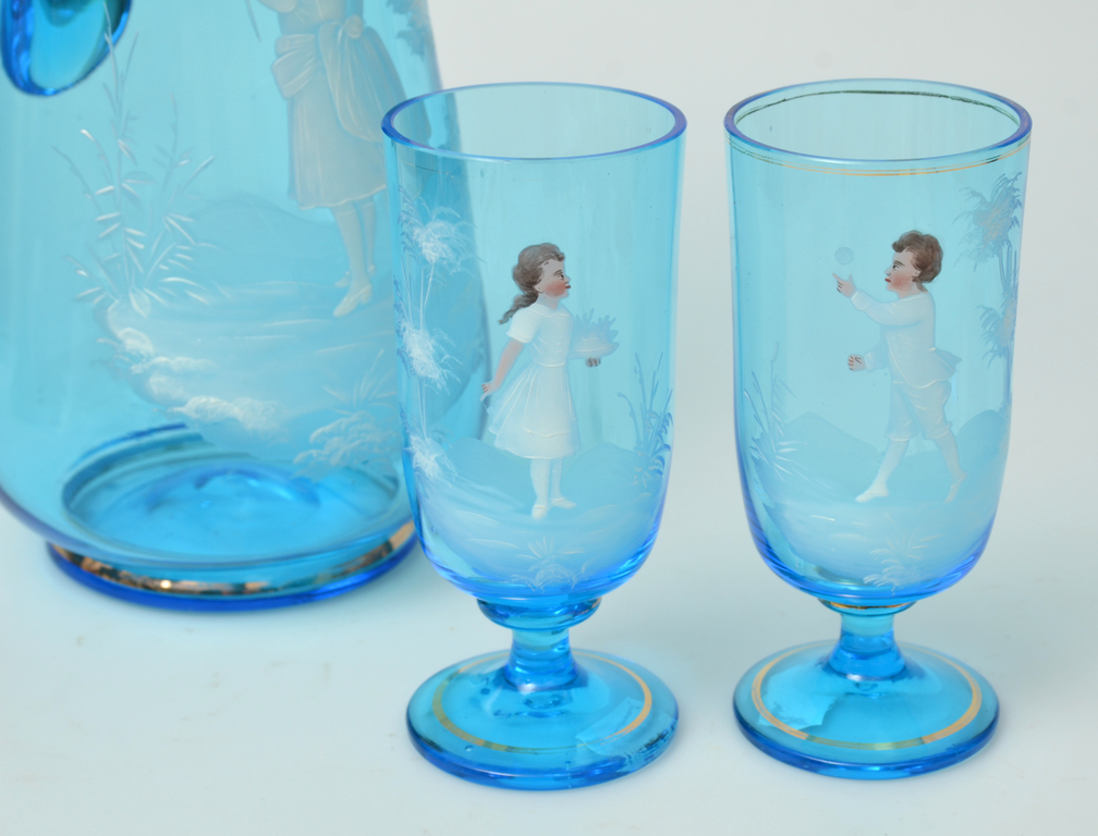 Blue glass decanter with 2 glasses with painting