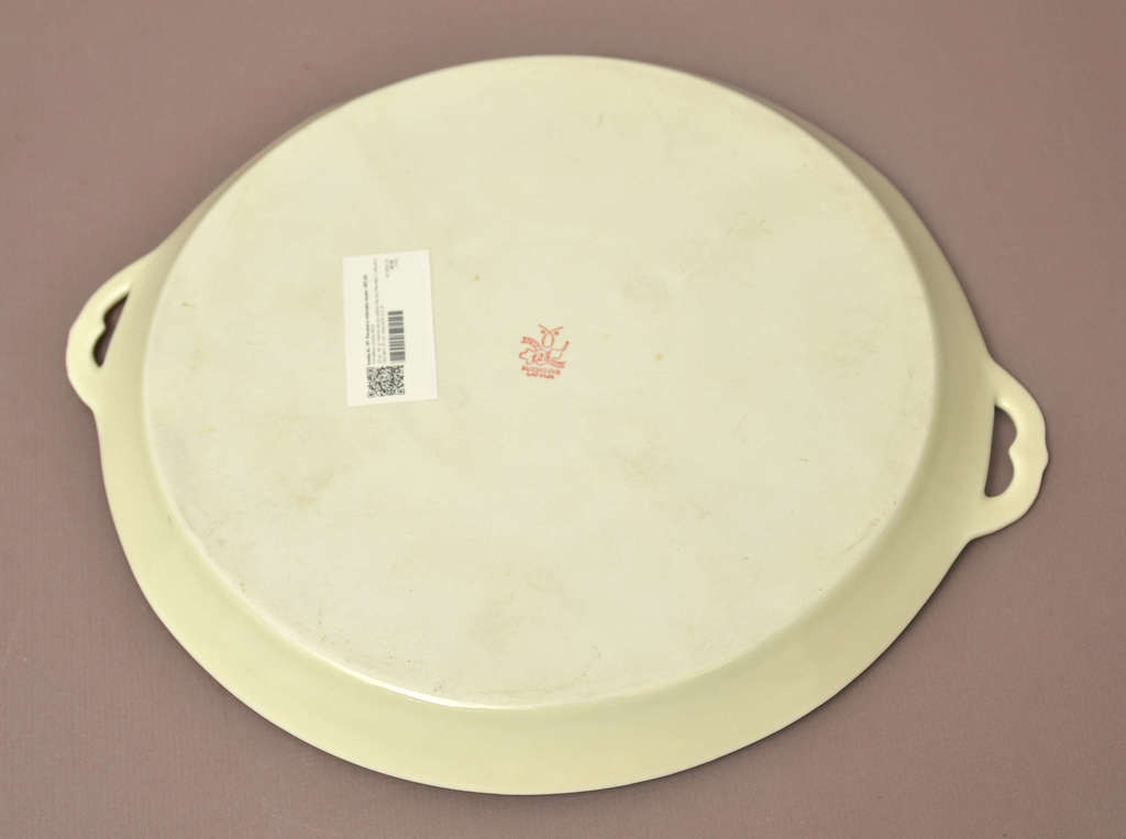 Porcelain snack plate