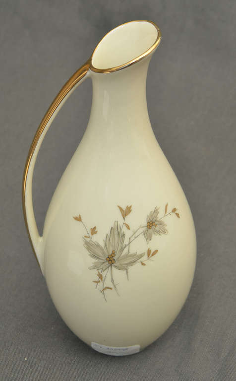 Vase with floral motive