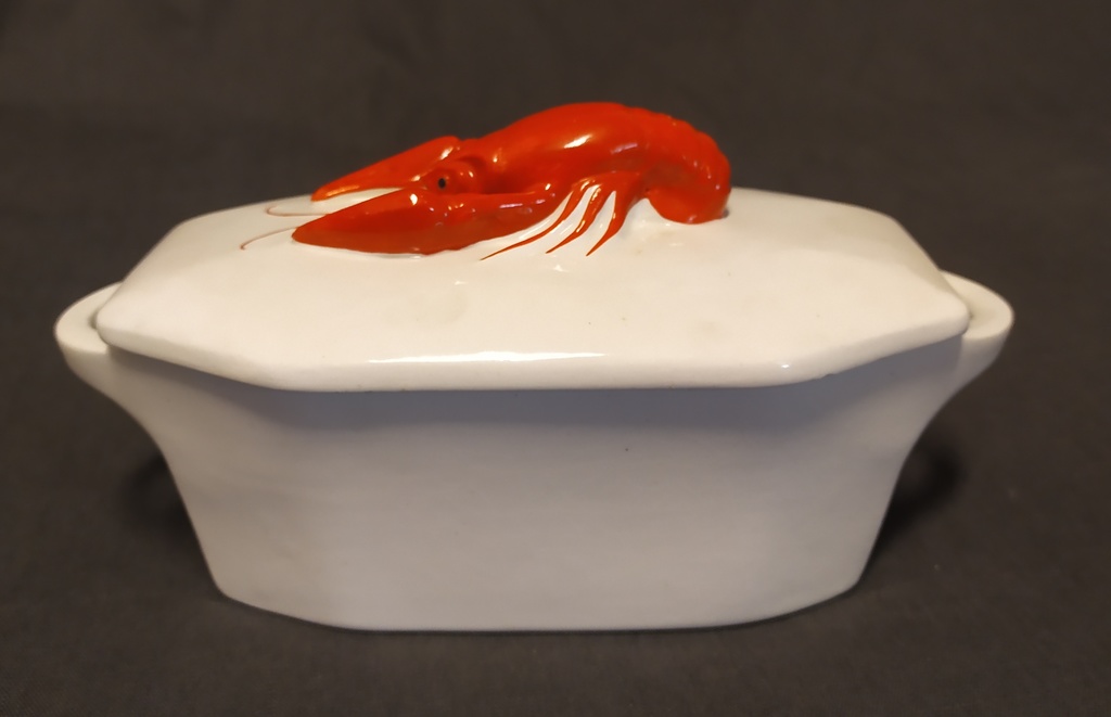 Kuznetsov earthenware dish with lid Crayfish