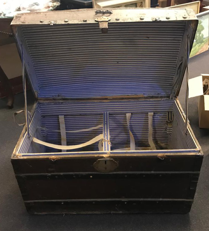 Wooden travel chest with fittings