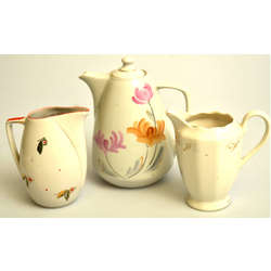 Porcelain teapot 