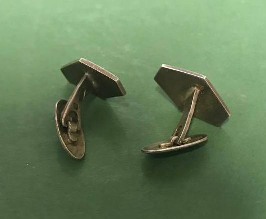 Cufflinks were given to Captain Alfred Praulin
