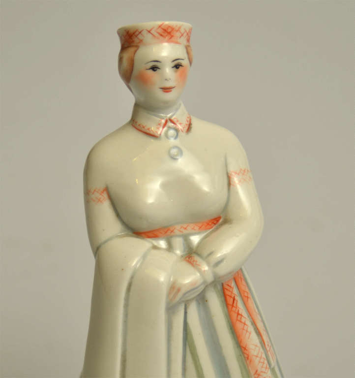 Porcelain figure 