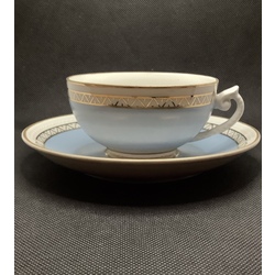 Tea pair in excellent condition.Stamp.Hand-painted.Covering and gold trim.