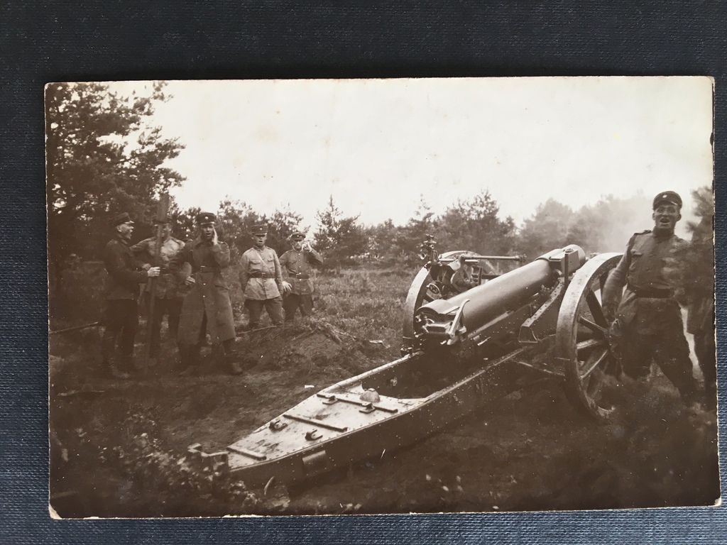 Artillery shooting training