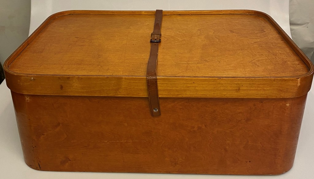 Tsarist Russia wooden box with lid