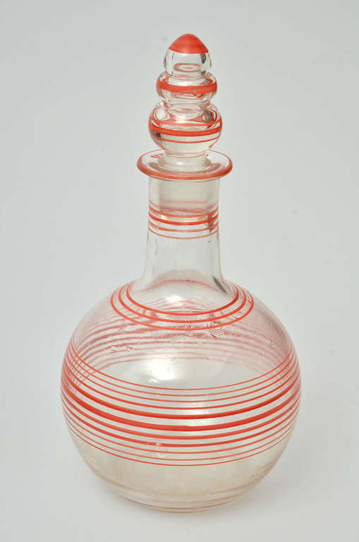 Glass decanter