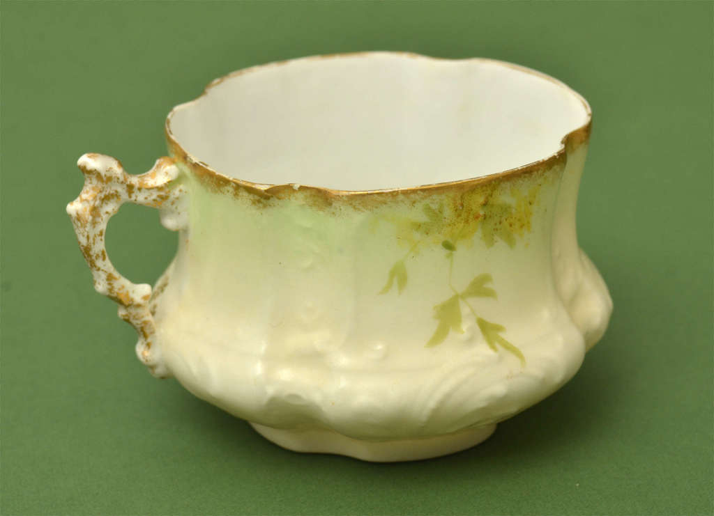 Cup with a flower motif