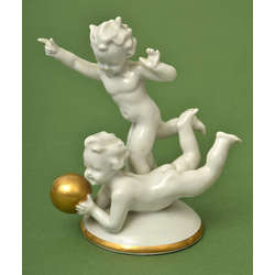 Porcelain figurine 