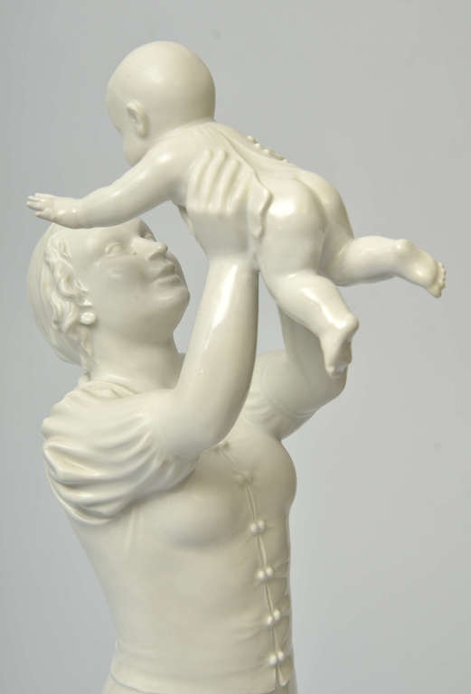 Meissen porcelain figure Mother with children