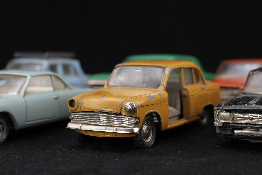 8 Soviet car models in metal