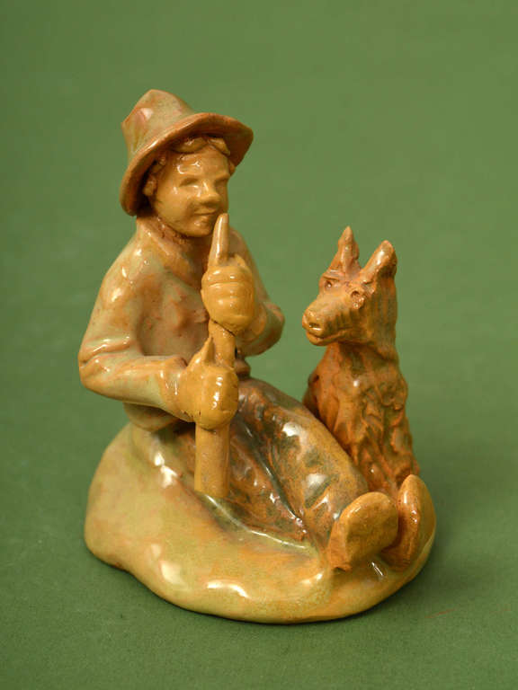 Ceramic figurine 