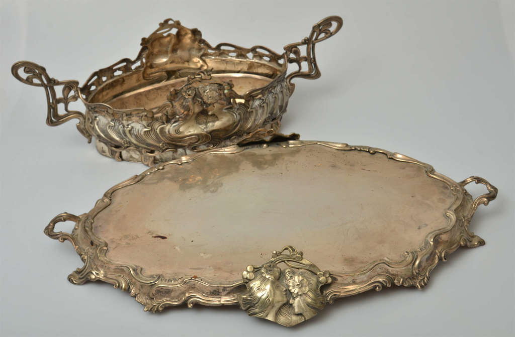 Art Nouveau silver fruit bowl and tray