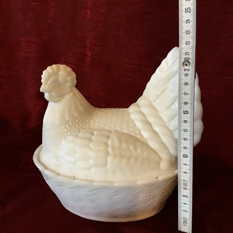 Big Hen made of milk glass. For 12 eggs. Perfectly preserved. Russia. Last century.