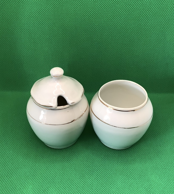 Set for spices of the Riga Porcelain Factory. Salt shaker and mustard pot.