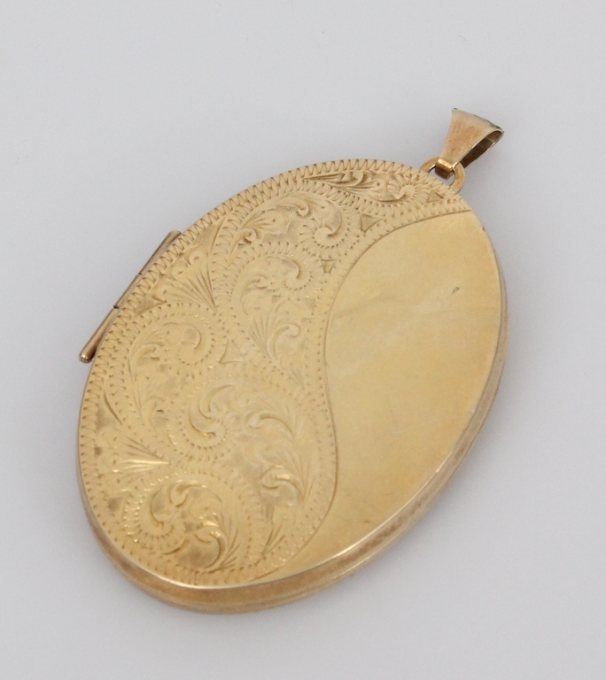 Gold-plated silver pendant (Can be opened)