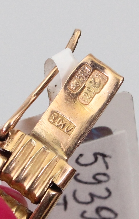 Mechanical women's gold watch with 6 diamonds