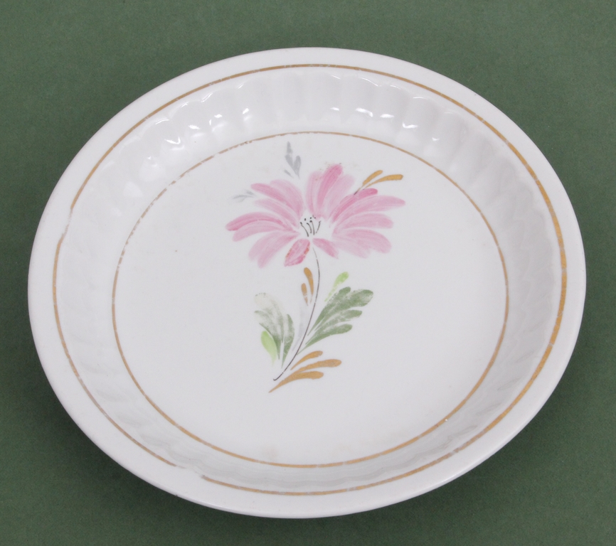 Porcelāna šķīvis ''Zieds''