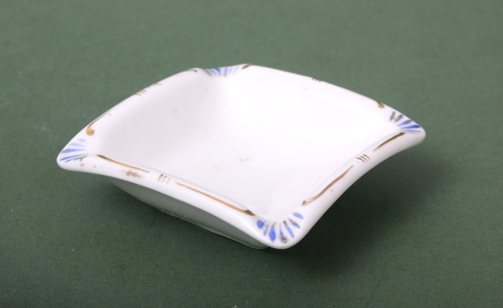 Porcelain ashtray