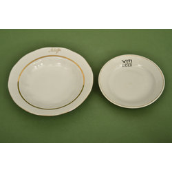 Porcelain plate 2 pcs