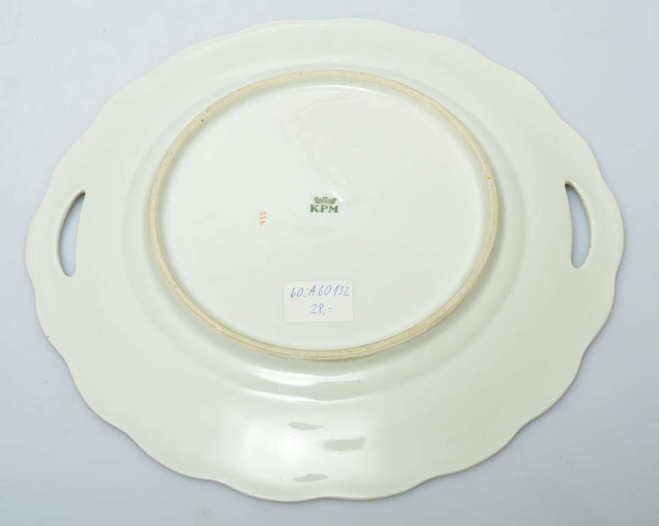 Porcelain bread plate