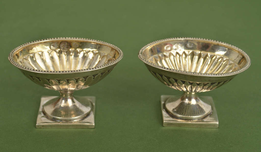 Silver serving dishes 2 pcs.