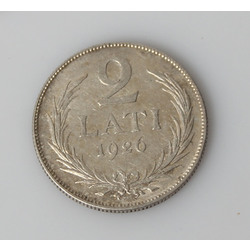 Серебряная монета  двух латов - 1925 год.