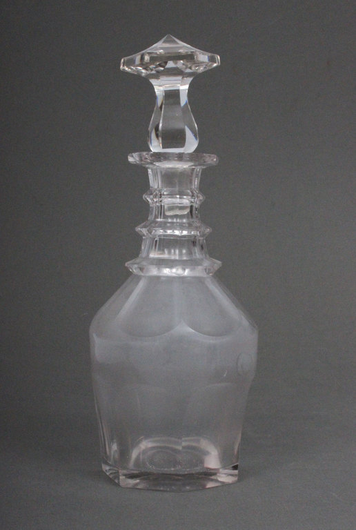 Glass carafe with ar cork
