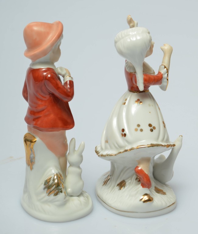 Pair of porcelain figures