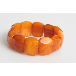 Amber bracelet with elastic
