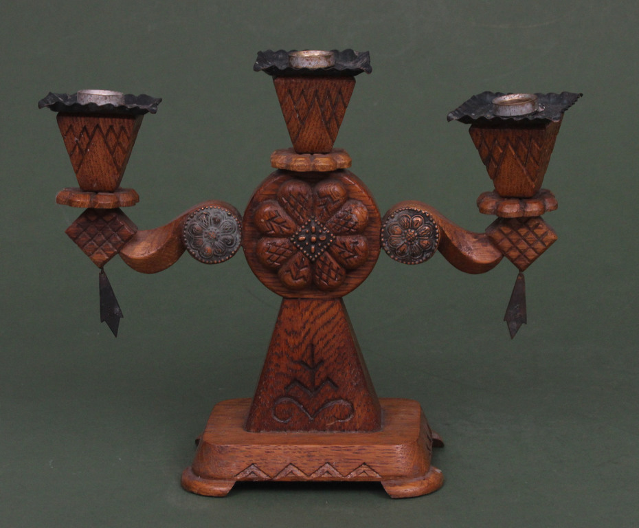 Oak candlestick 