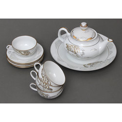 Tea set for four people