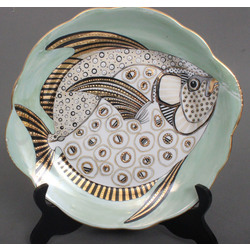 Decorative porcelain wall plate 