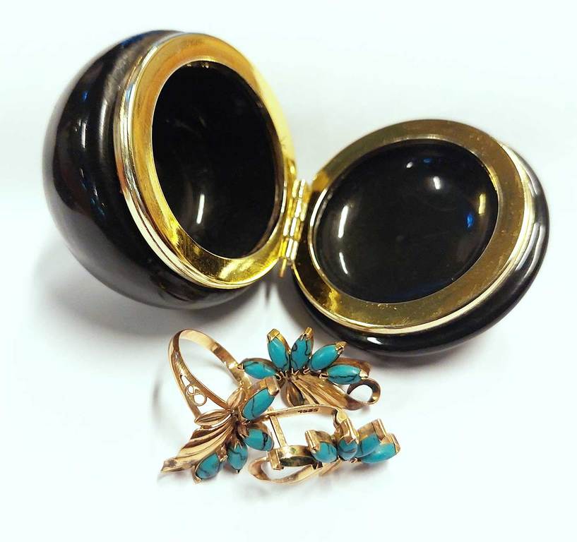 Gold earrings and ring with turquoise