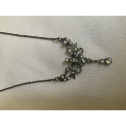 Victorian style (Lavaliere) necklace