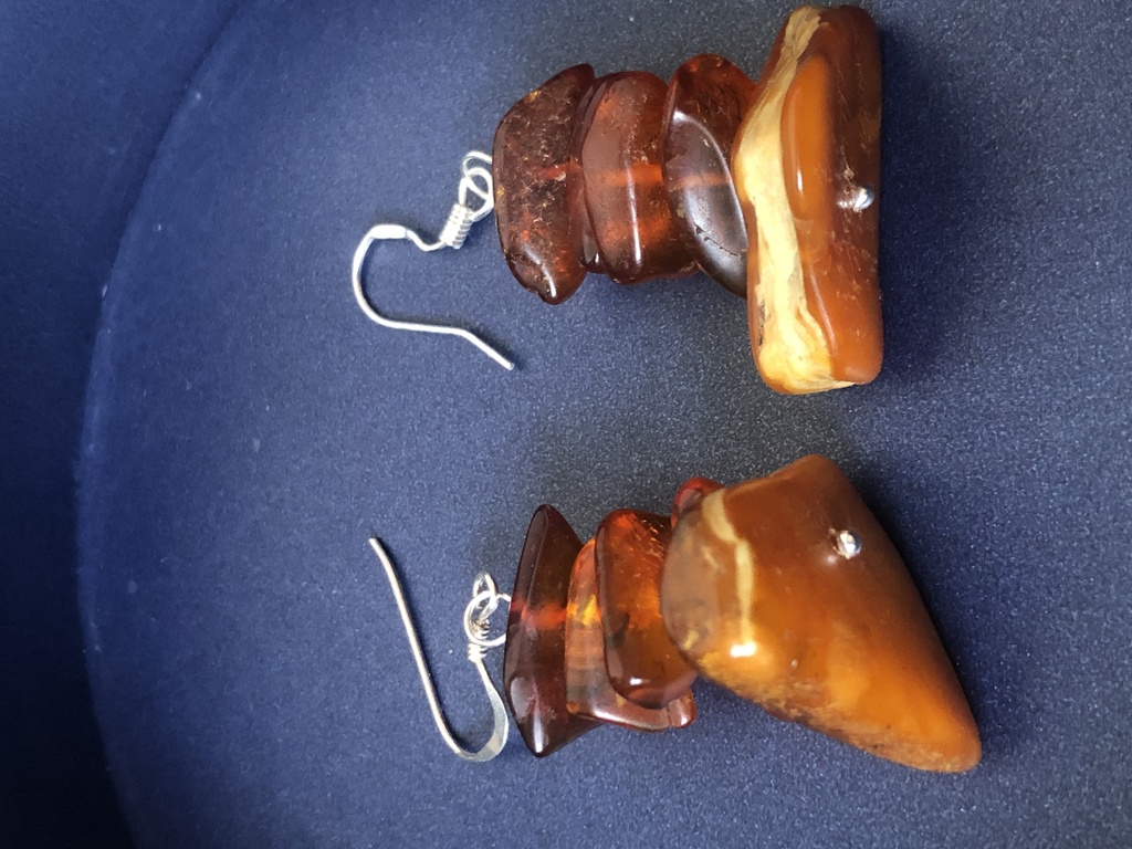 Natural amber earrings. Vintage amber. Silver clasp.